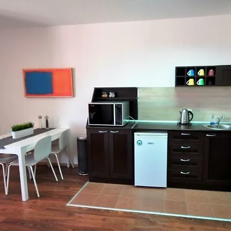 U Kompleksu Royal Towers