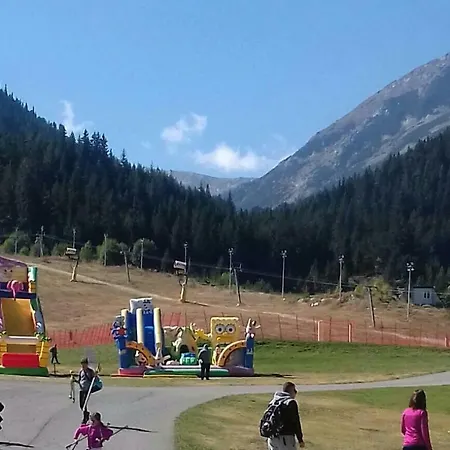 Lägenhet U Kompleksu Royal Towers