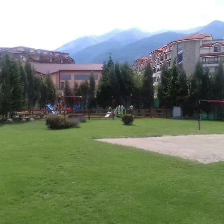 U Kompleksu Royal Towers بانسكو