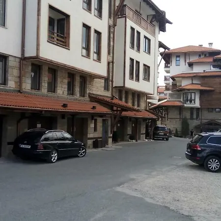 U Kompleksu Royal Towers Μπάνσκο